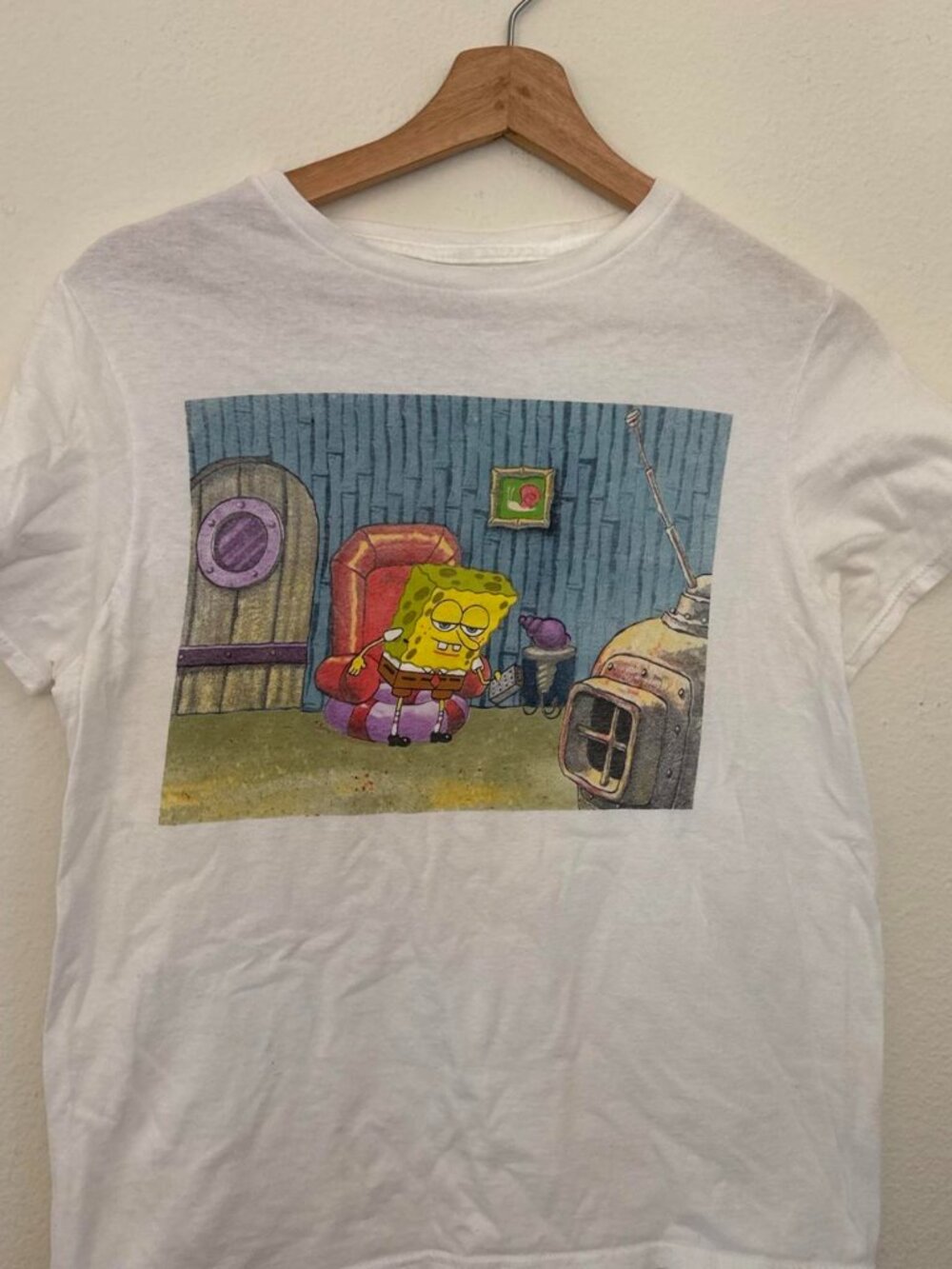 Vintage SpongeBob SquarePants Nickelodeon white cotton t-shirt with graphic of